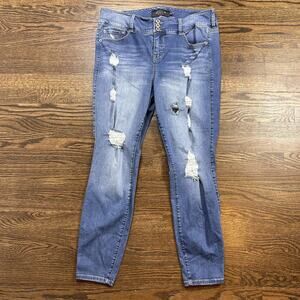 Torrid Jeans Womens 18R Blue Wash Mid Rise Distressed Jegging Stretch Denim